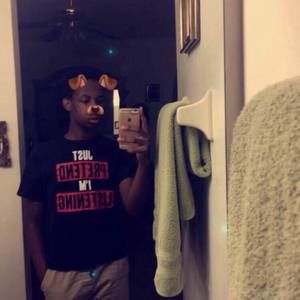 Meet your Posher, Bruce